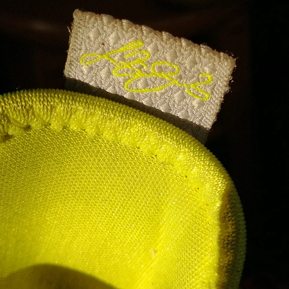 NIKE SNEAKERS! - Picture 13 of 14